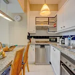 Apartment In Yucca Park